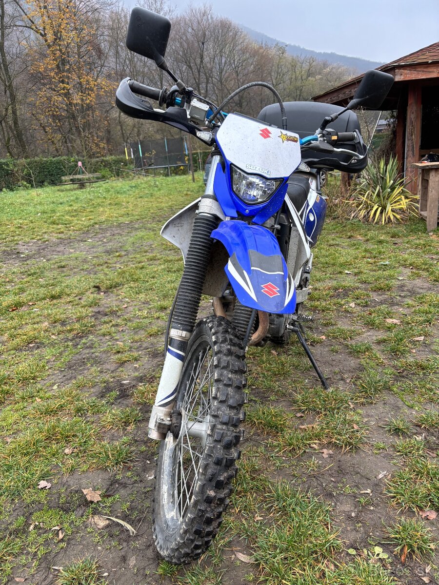 Suzuki 400 DRZ SM