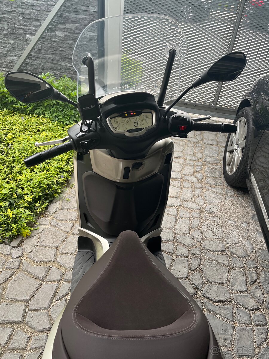 Predám PIAGGIO Beverly 400, EURO 5, 2023 - 2