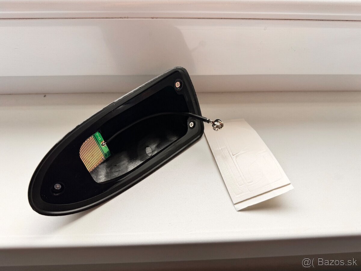 Anténa žralok plutva - 2