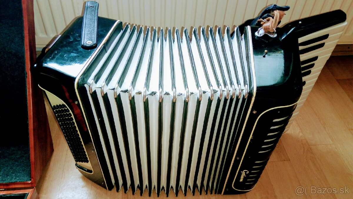 Harmonika, akordeón, pianovka - 2