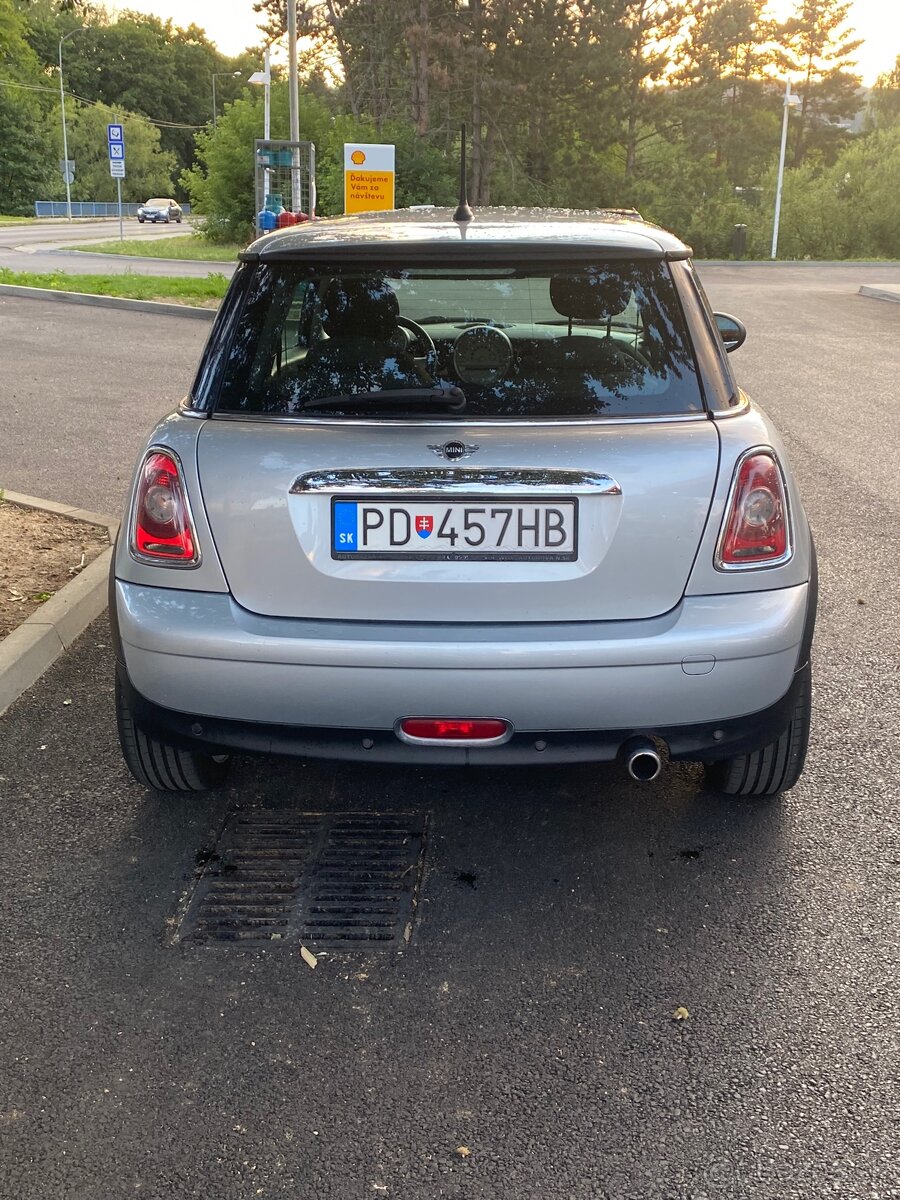 Mini cooper R56 2010 - 2