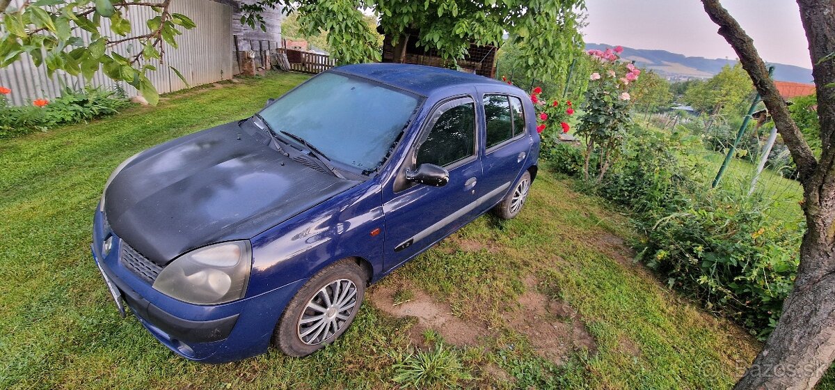Renault Clio 1.2 r.v 2001 - 2
