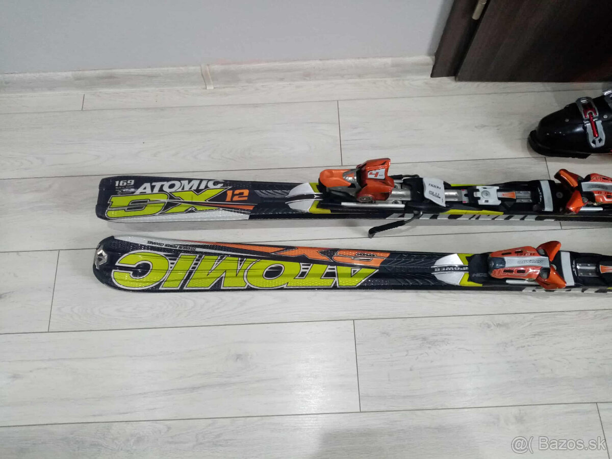 lyžiarky Salomon a lyže atomic - 2