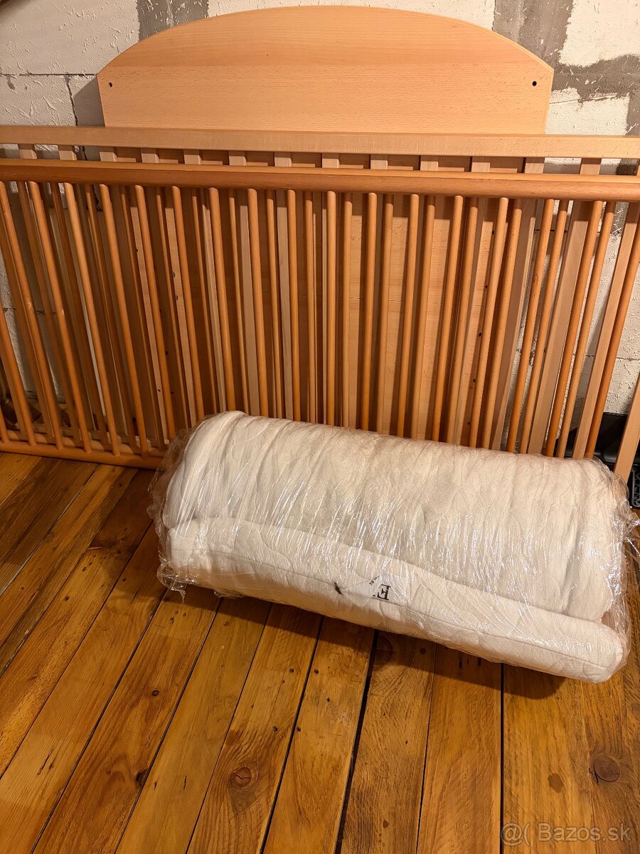 Detská drevená postieľka - 2