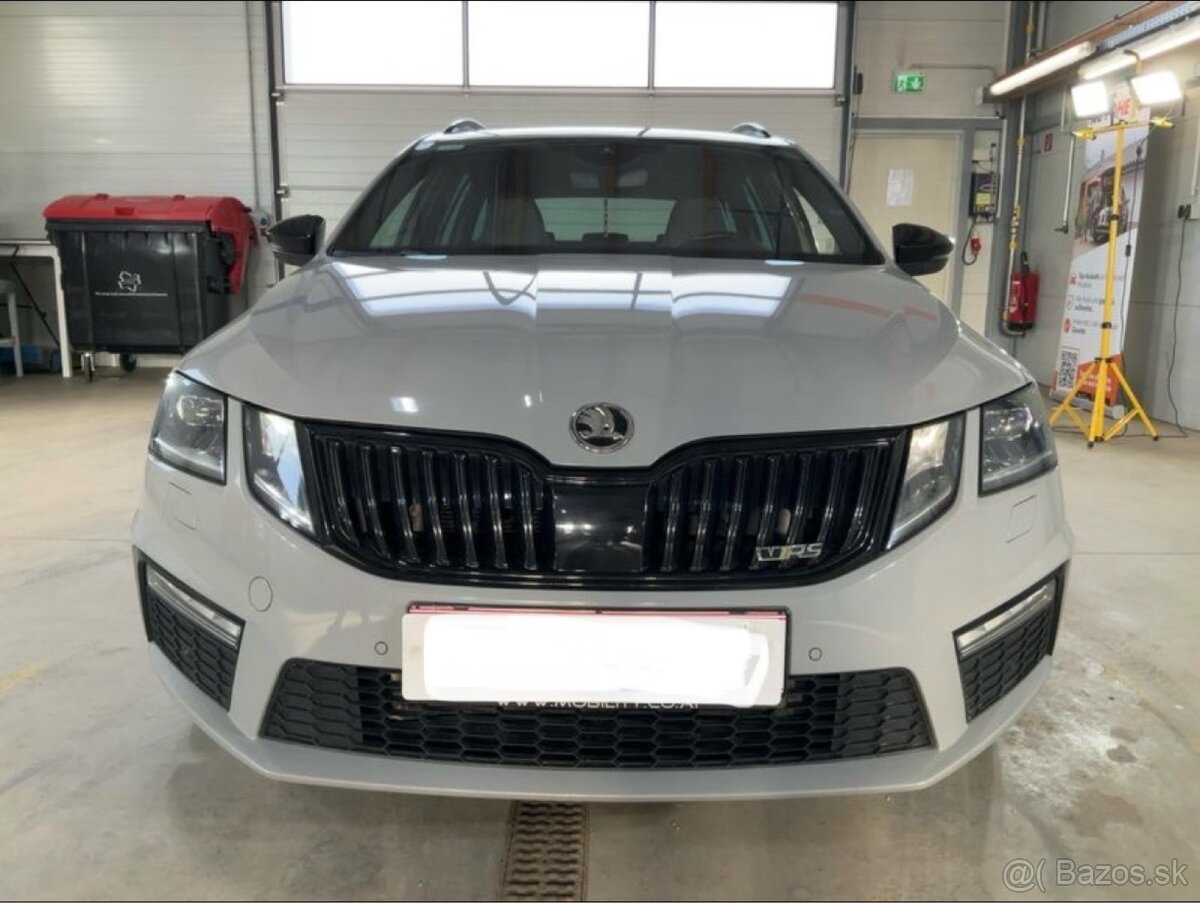 Škoda Octavia Combi RS 2.0 TDI Facelift, Virtual - 2