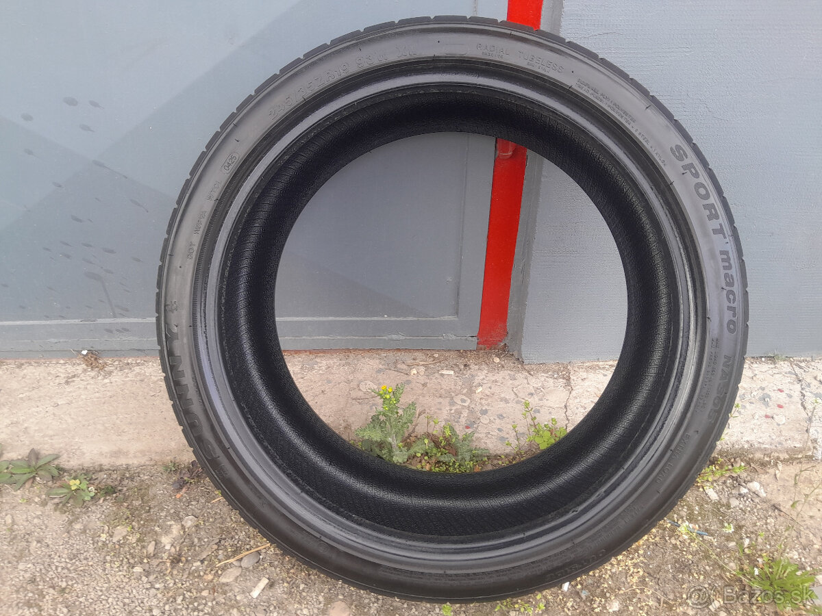 R19 245/35 letne - 2