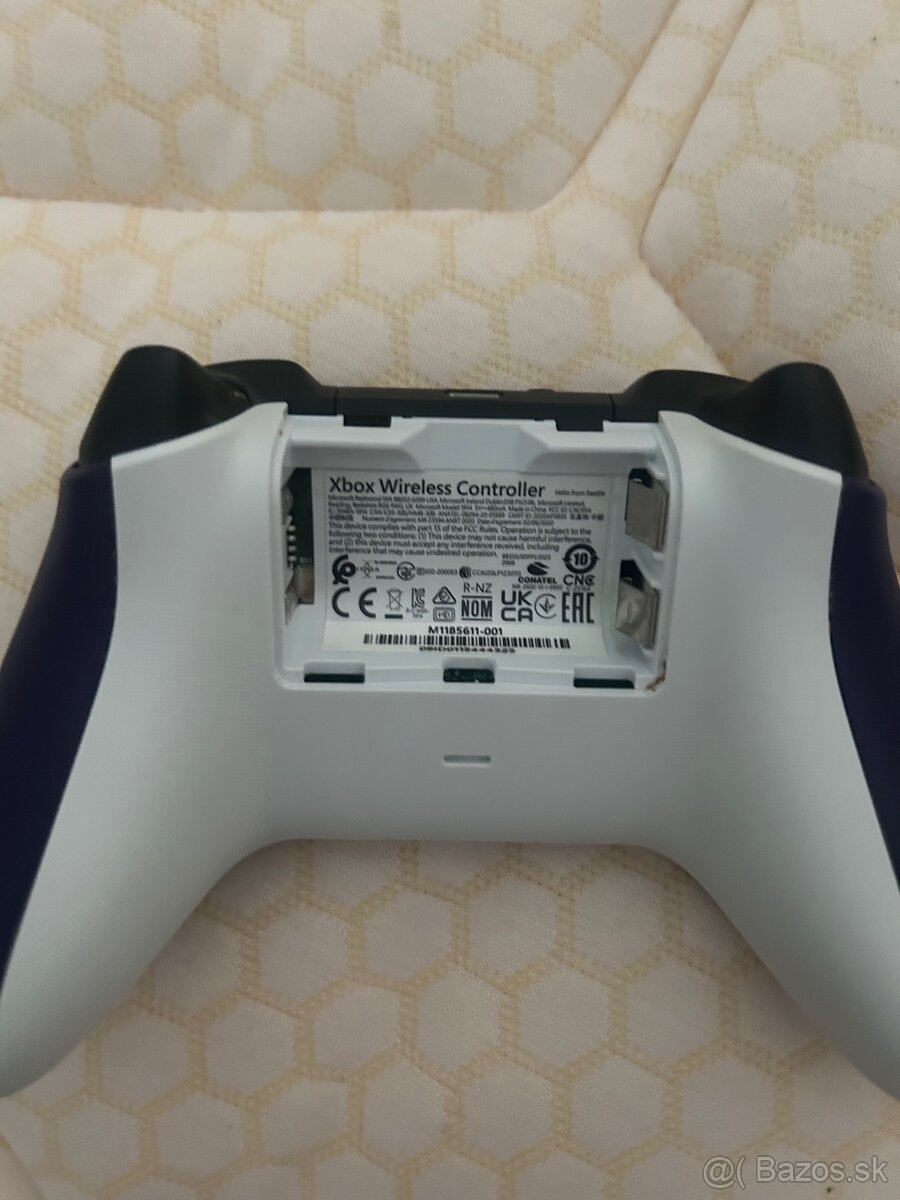 Xbox ovladac - 2