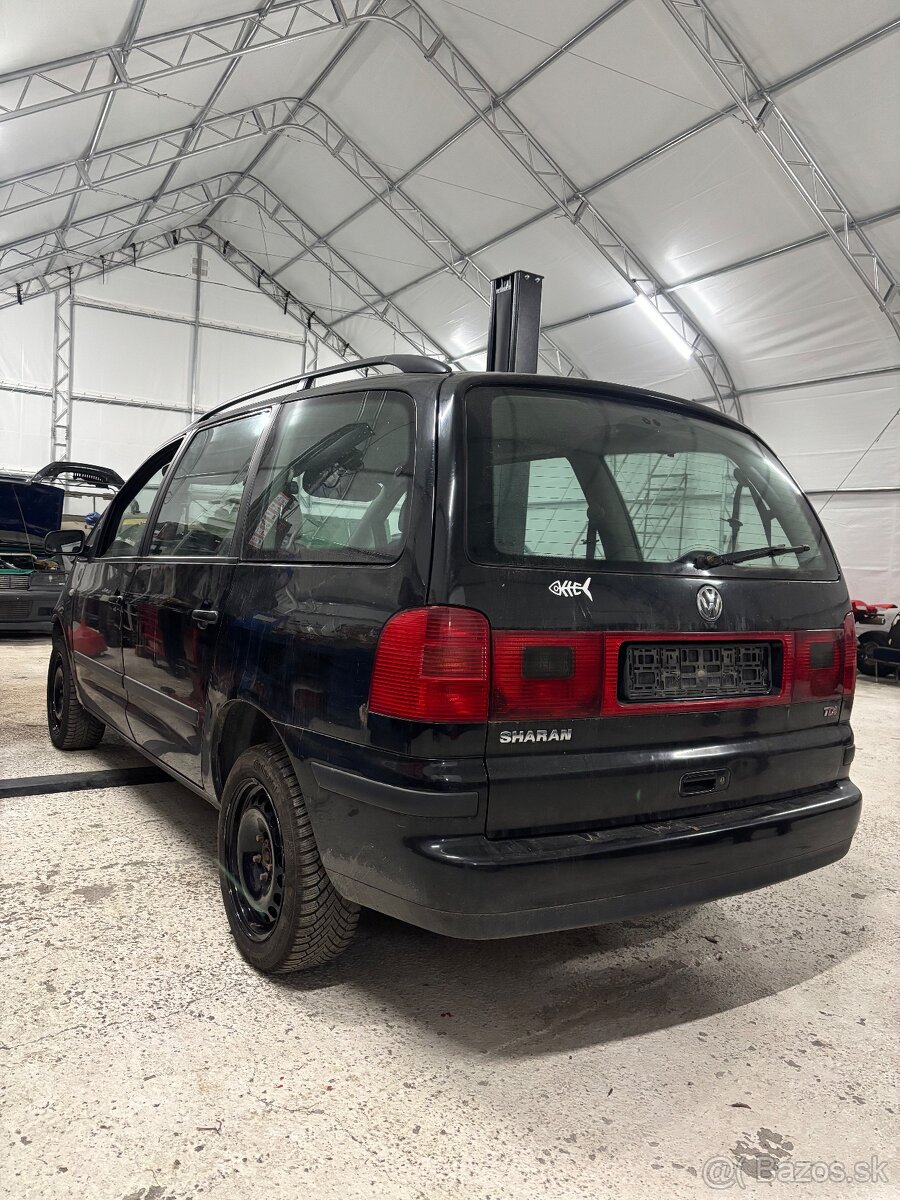 Volkswagen Sharan - 2