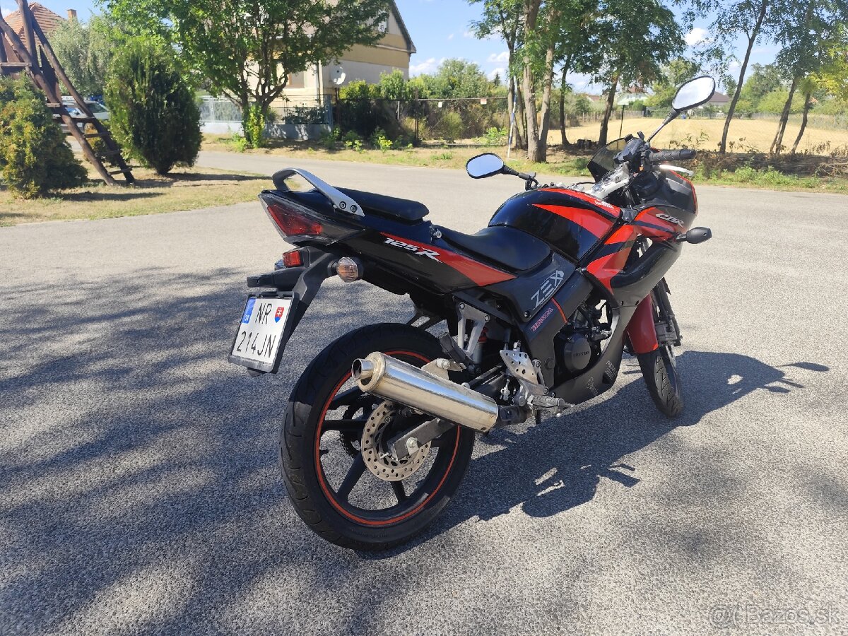 Honda CBR 125R - 2