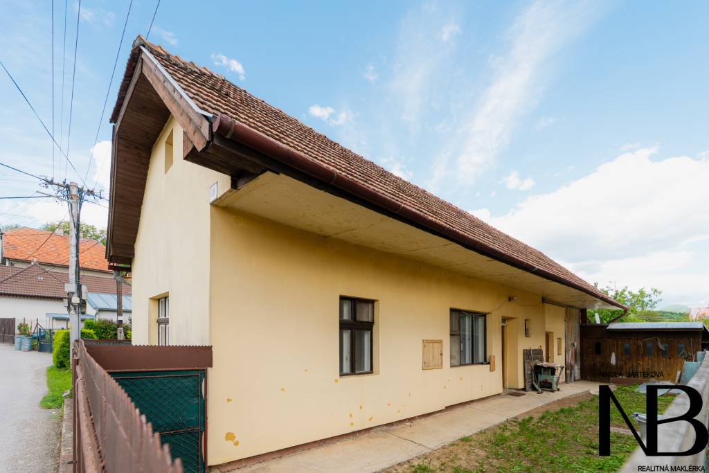 Na predaj rodinný dom v malebnej obci Omšenie - 2