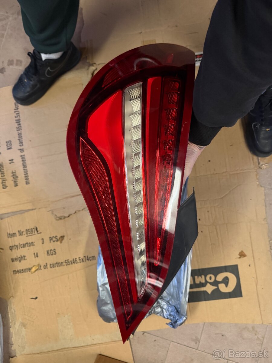 Zadné svetla - 2