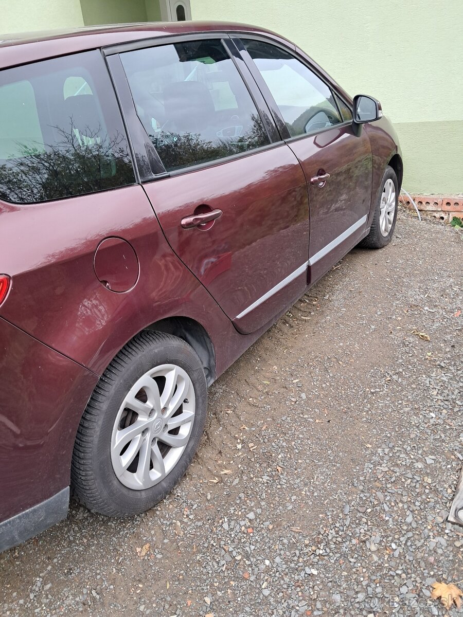 Renault grand scenic r.v 10.2012 113tis km - 2