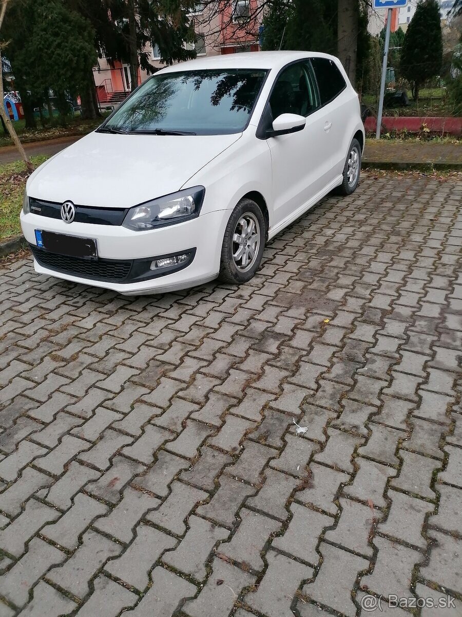 Volkswagen Polo - 2
