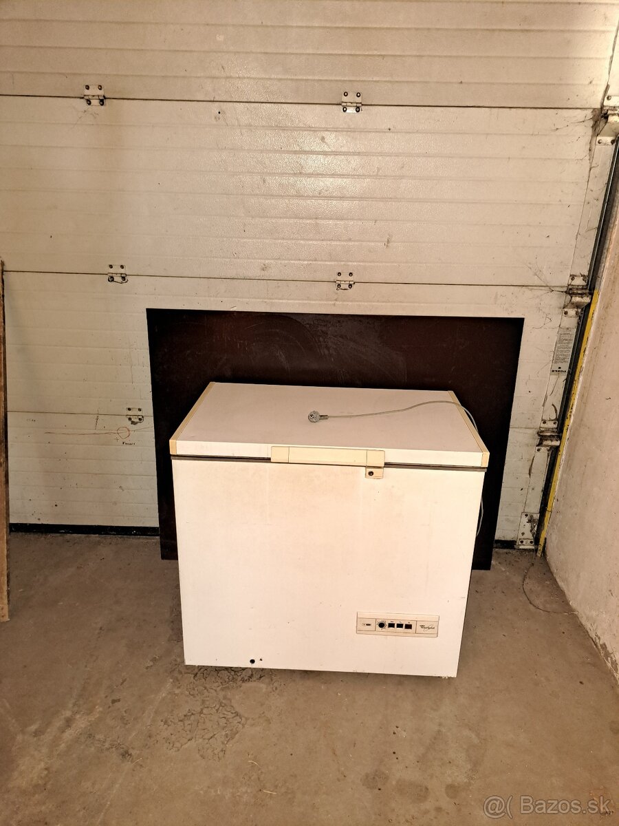 Predám mraziaci box Whirpool - 2