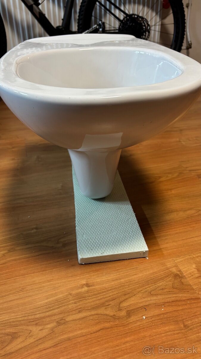 Cersanit závesné WC - 2