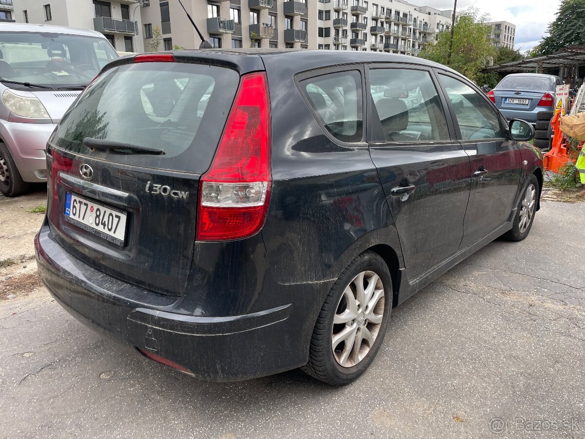 Hyundai I30 1.6 16V kombi - 2