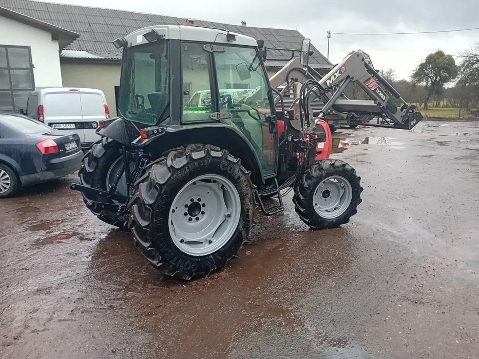 Massey Ferguson 2210 - 2