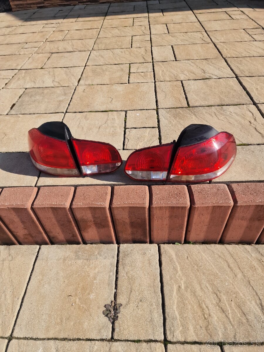 Zadné svetlá VW Golf VI - 2