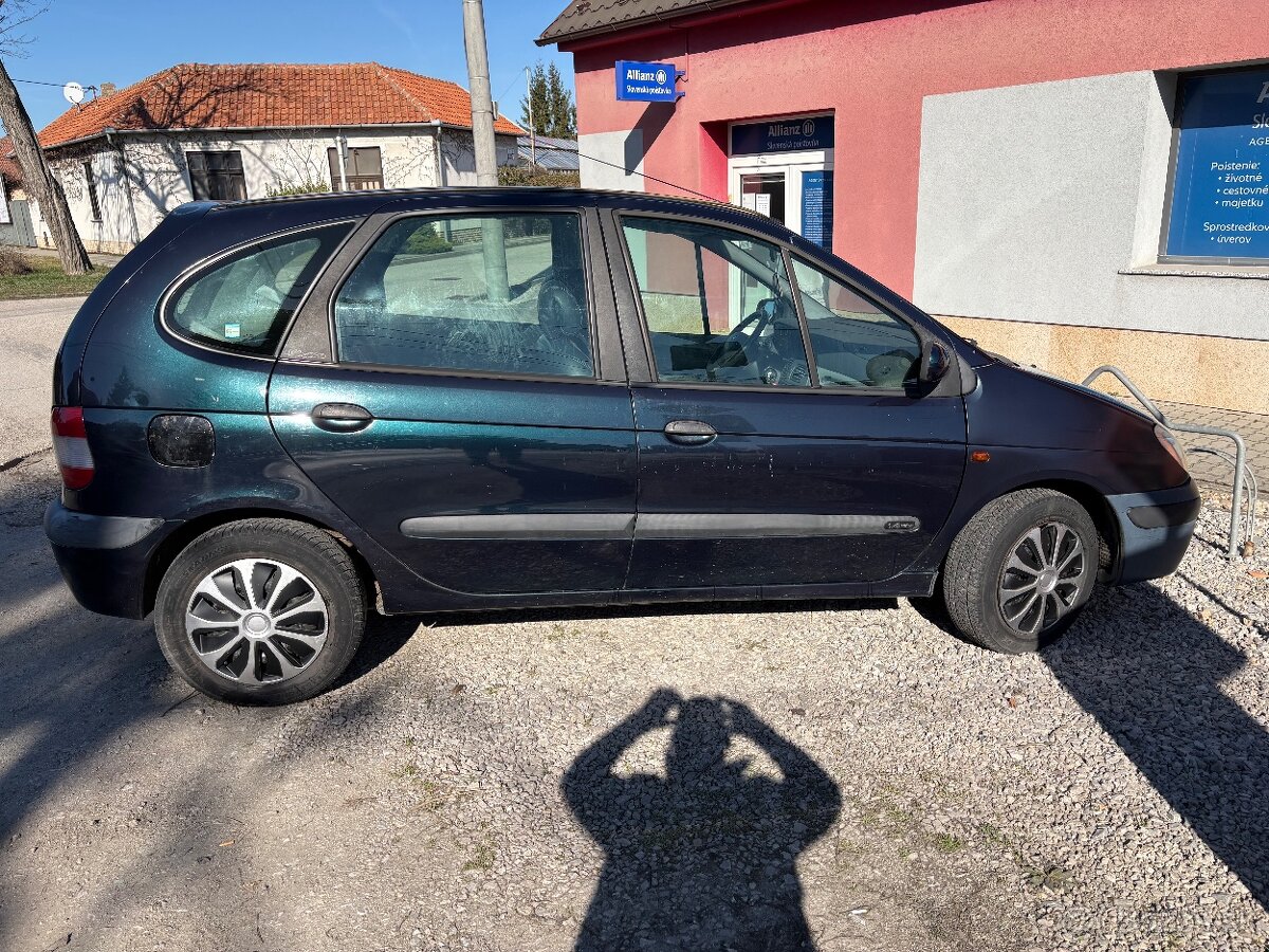 Predám RENAULT MEGANE SCENIC - 2