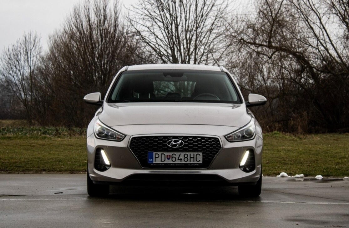 Hyundai i30 1.6 CRDi automat - 2