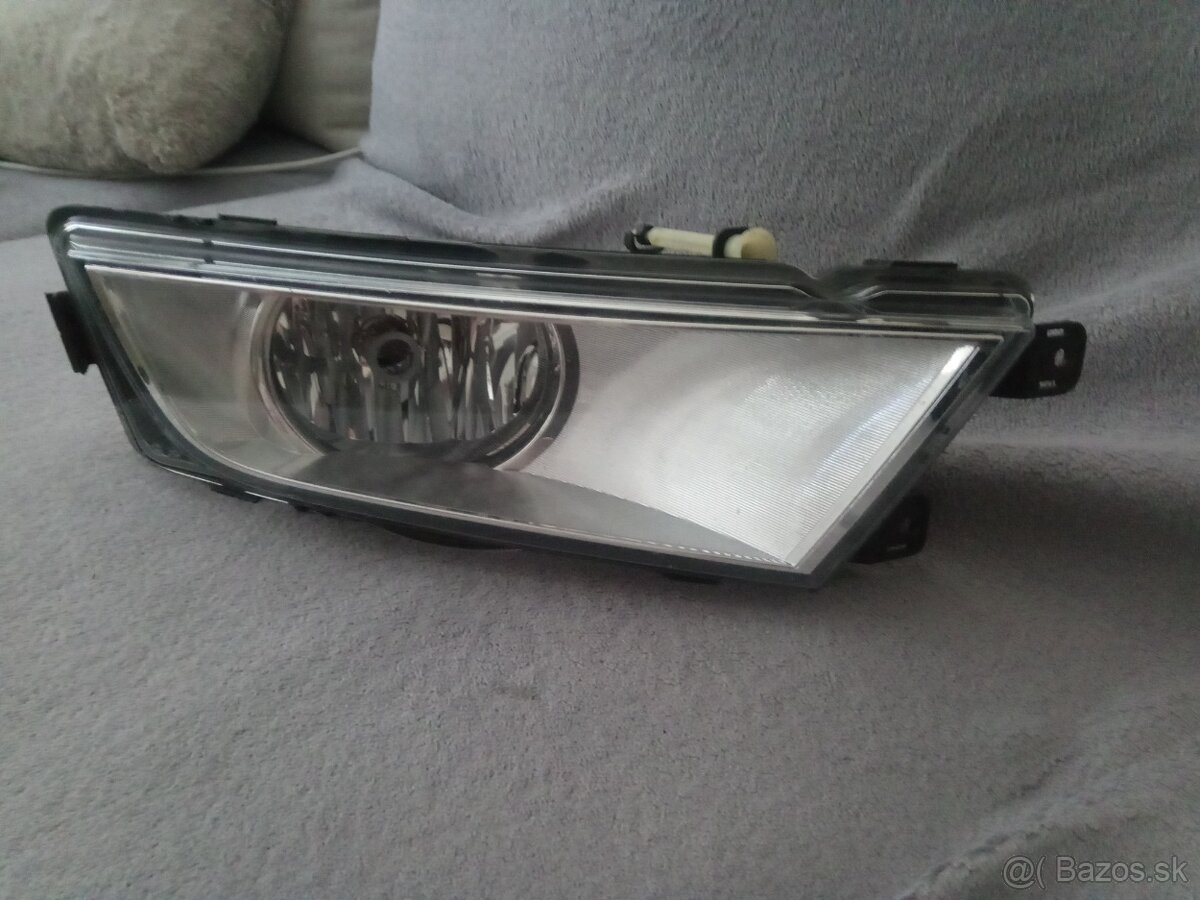 Octavia 3 predfacelift diely z predného nárazníka - 2