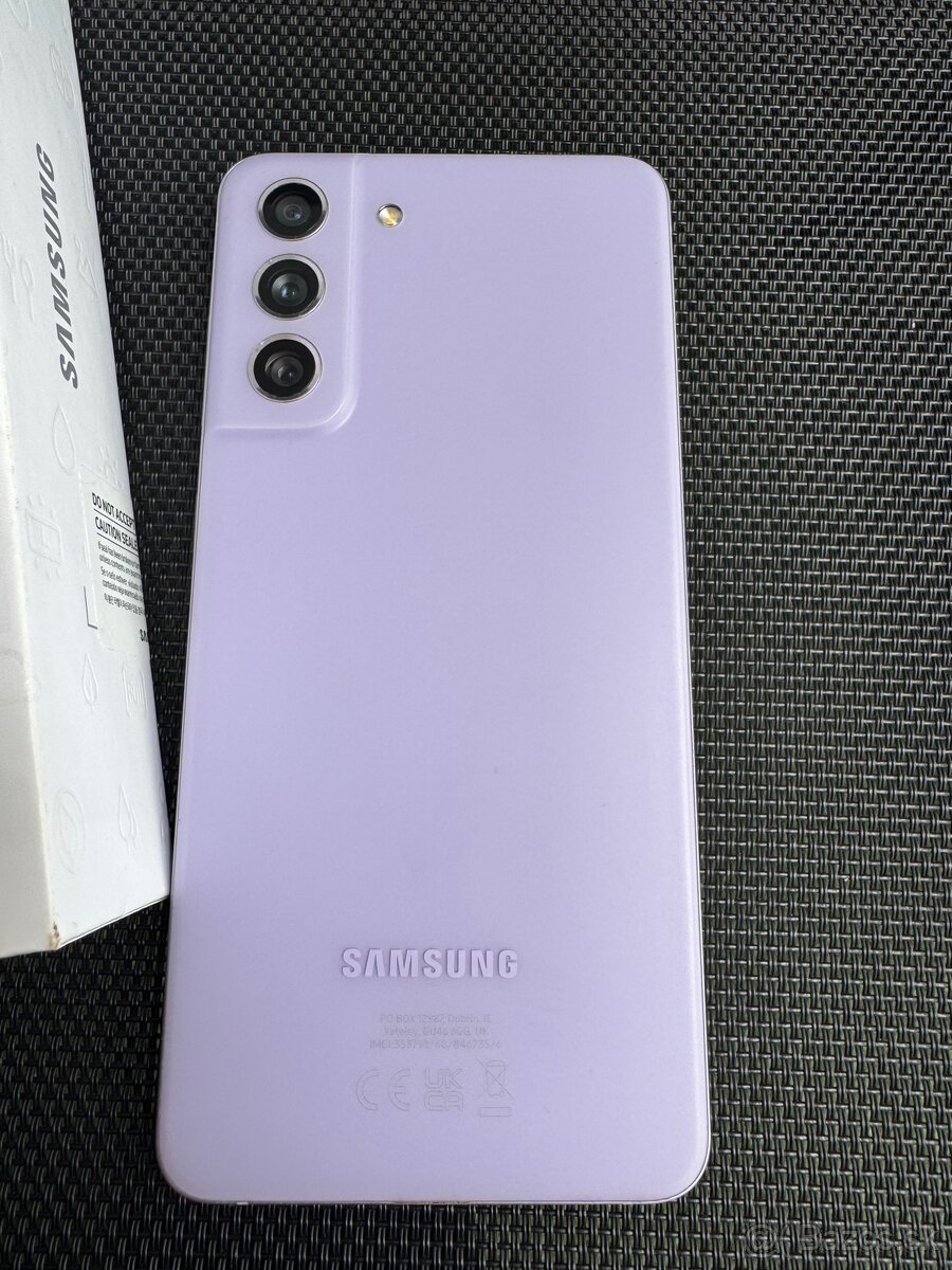 Samsung Galaxy S21FE - 2