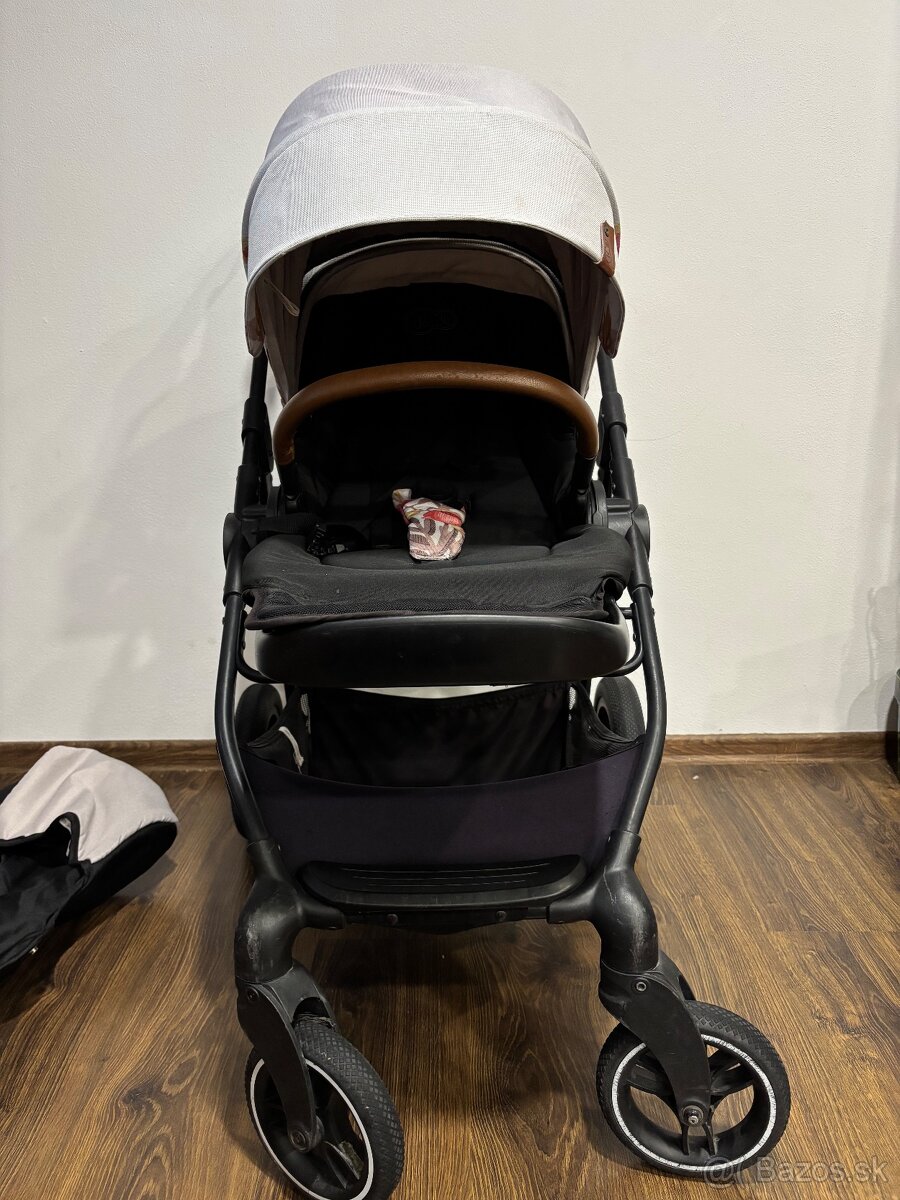Kinderkraft kočík - 2