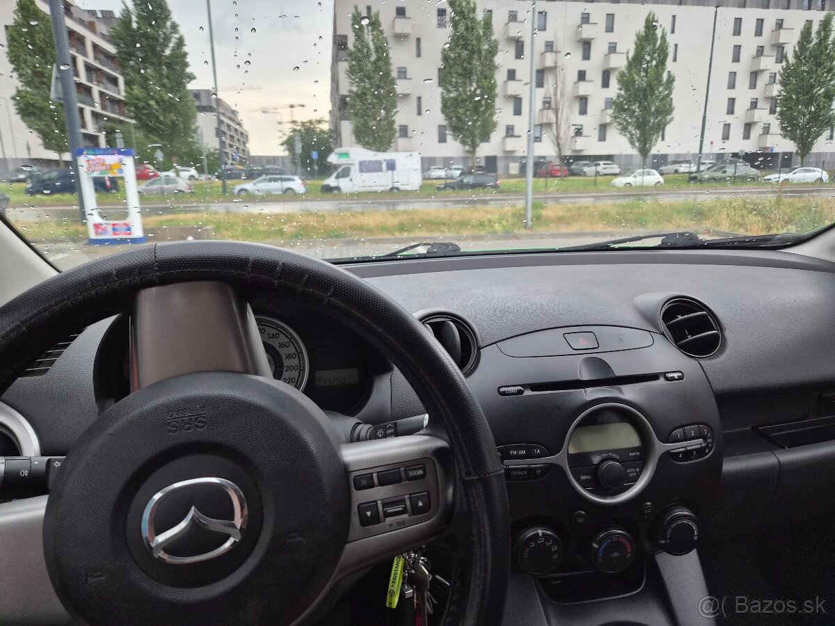 Mazda2 - 2