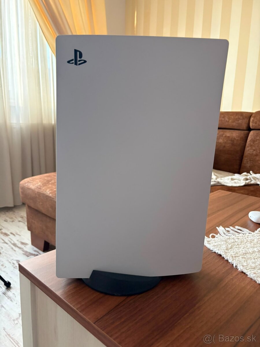 Predám hernú konzolu playstation 5 z cd mechanikou - 2