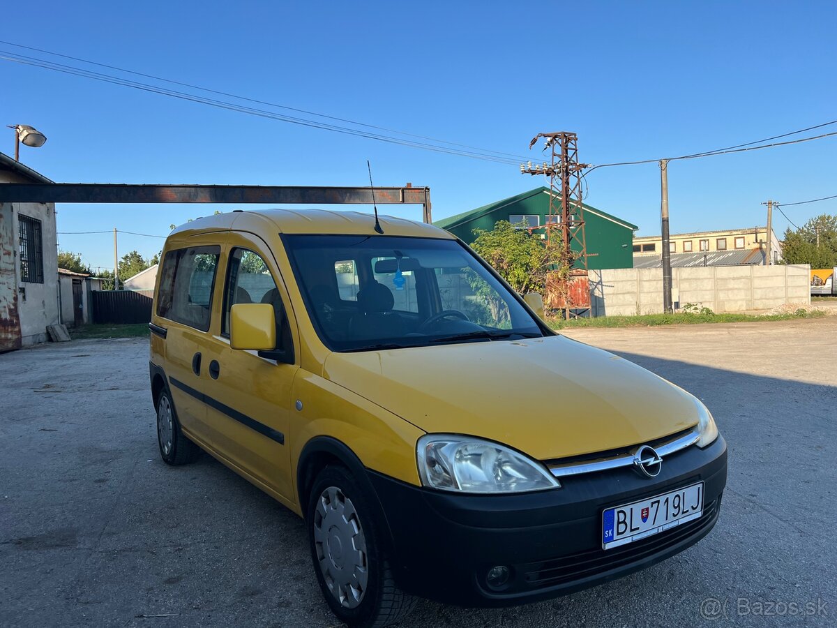 Opel Combo Long Diesel Automat - 2