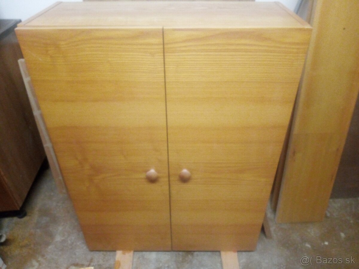Predam policovu skrinu spodna cast 3 zasuvky - 2