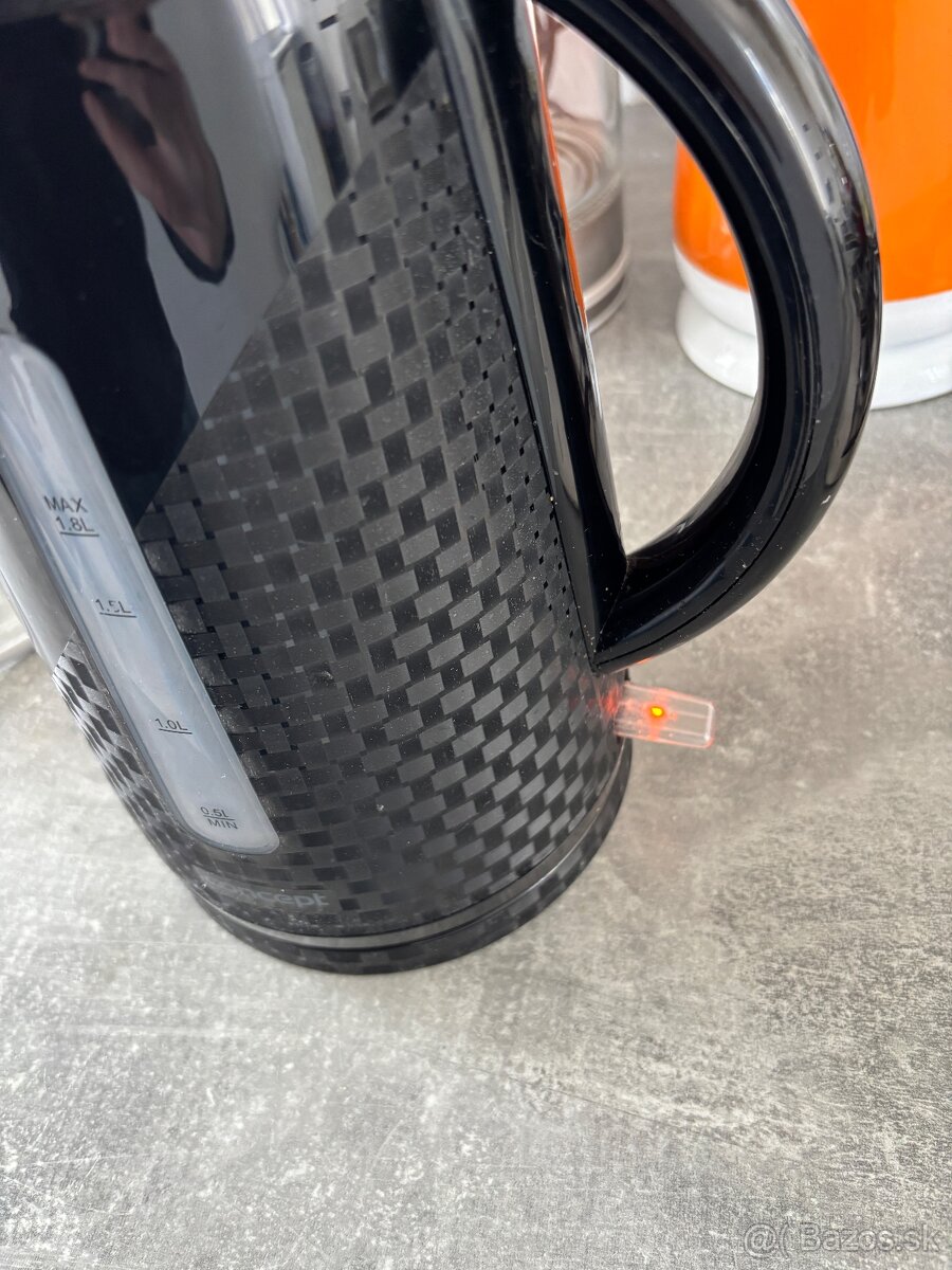 Rýchlovarná kanvica - 2