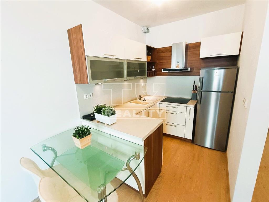 PRENÁJOM 2-IZBOVÝ BYT,NOVOSTAVBA,LOGGIA,PARKING,NOVÉ... - 2