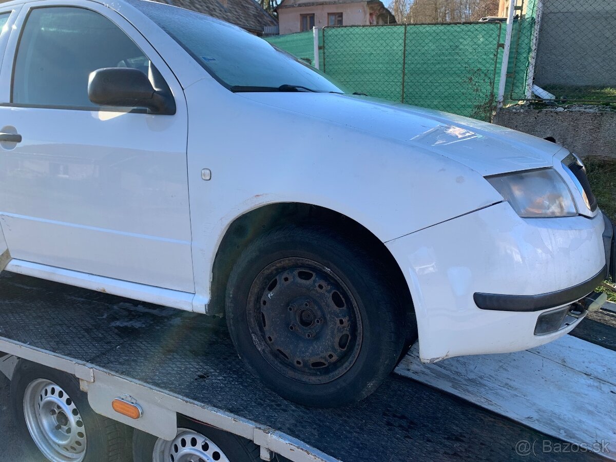 Rozpredam fabiu na nahradne diely 1.9sdi - 2