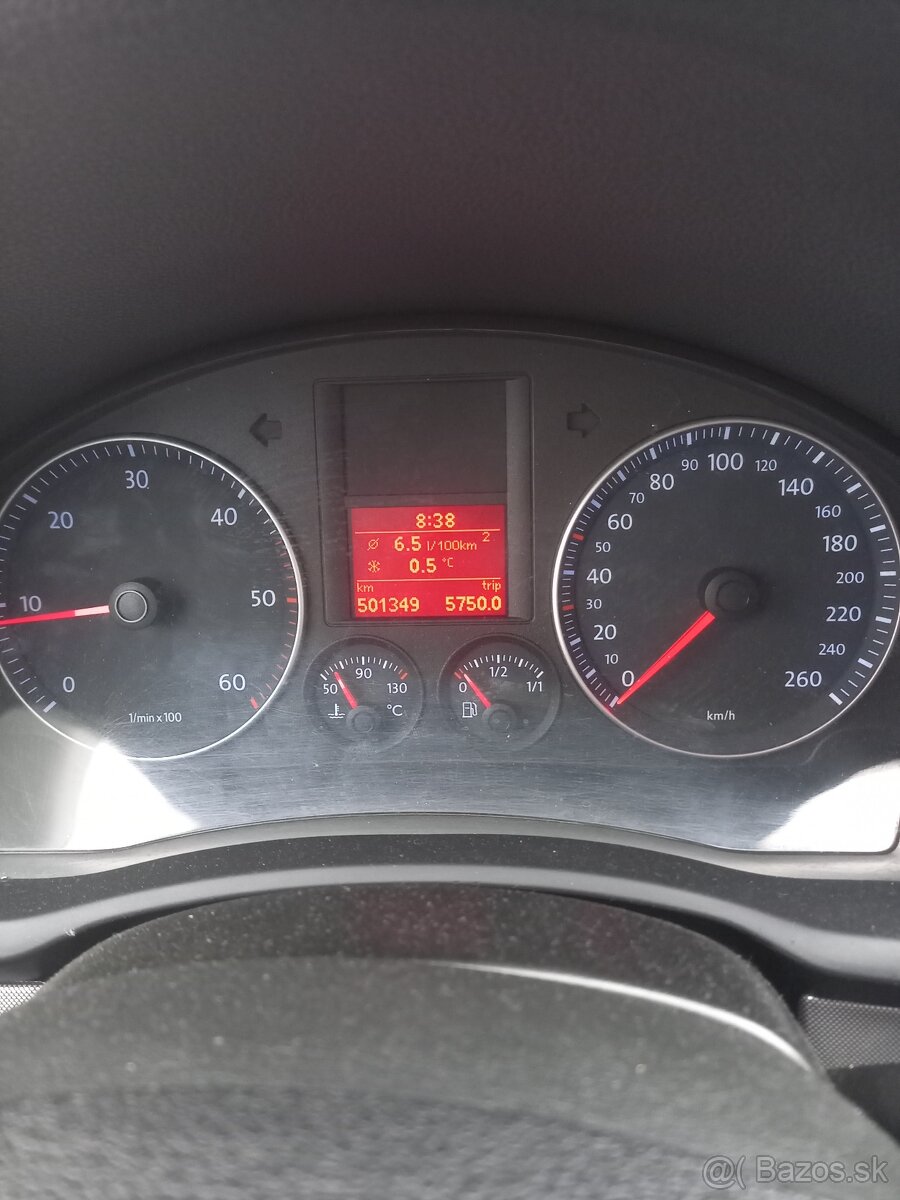 Wolsvagen golf 1.9 77 kW - 2