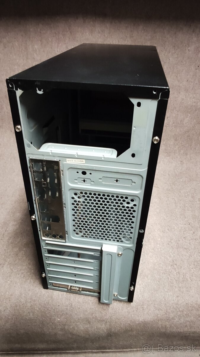 PC skrinka Merkury s DVD mechanikou - 2