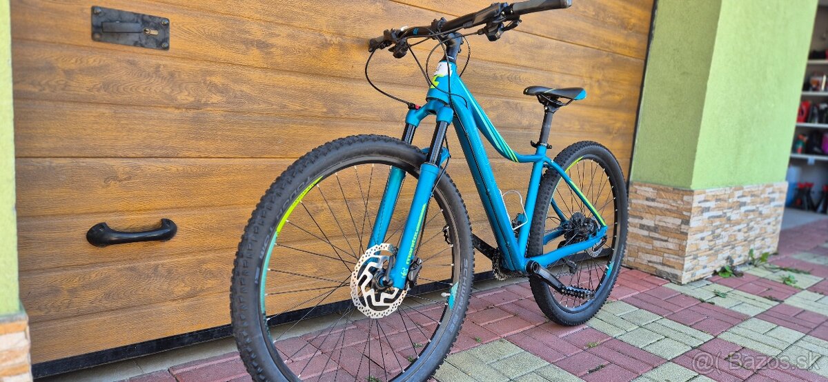 Horský bicykel značky CUBE - 2