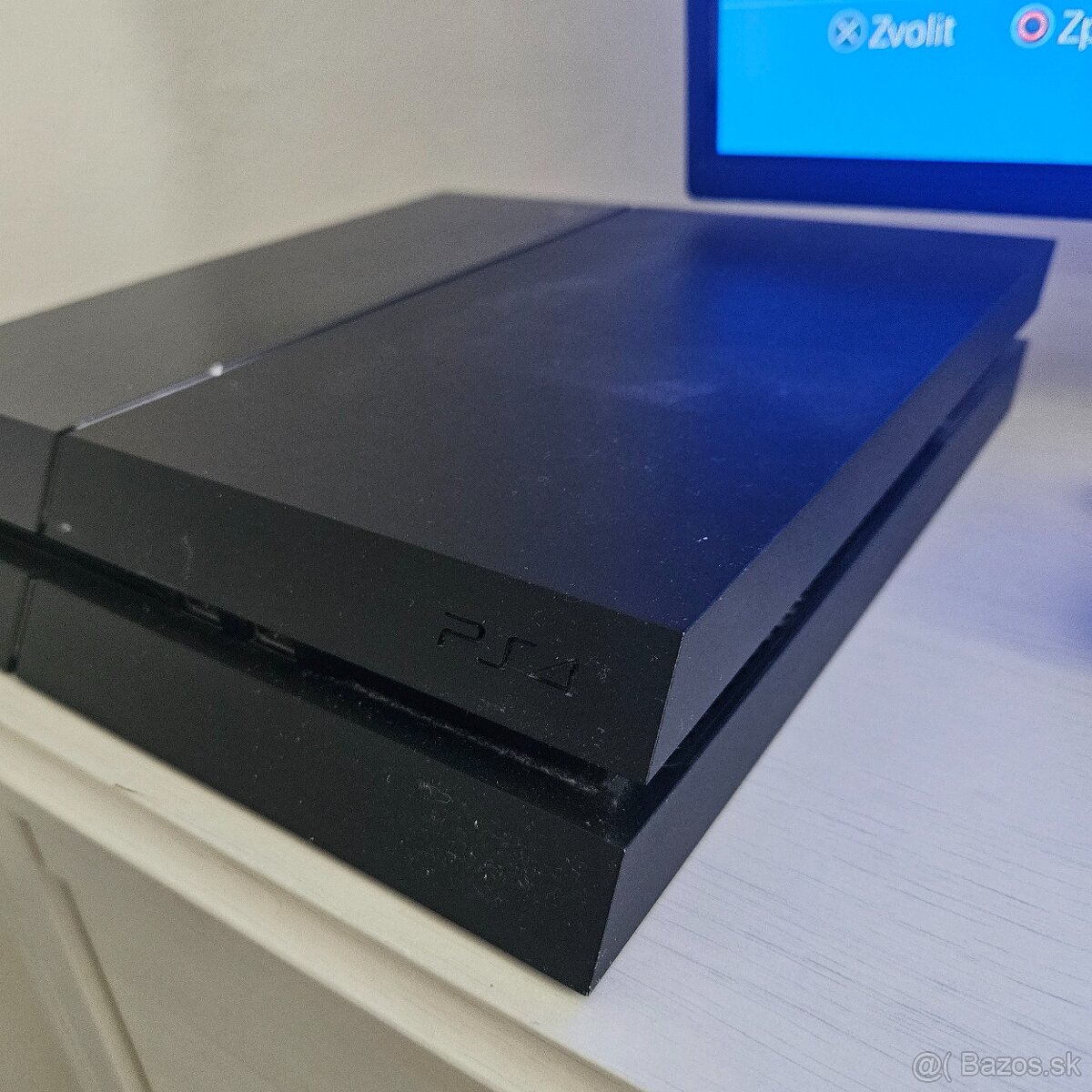 Predám PS4 500GB slim - 2
