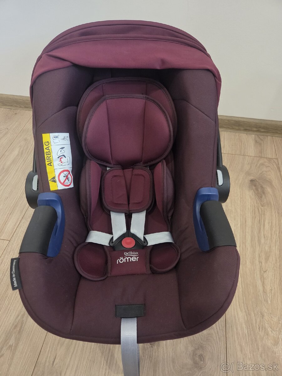 Britax Romer i-size 2 vajíčko - 2