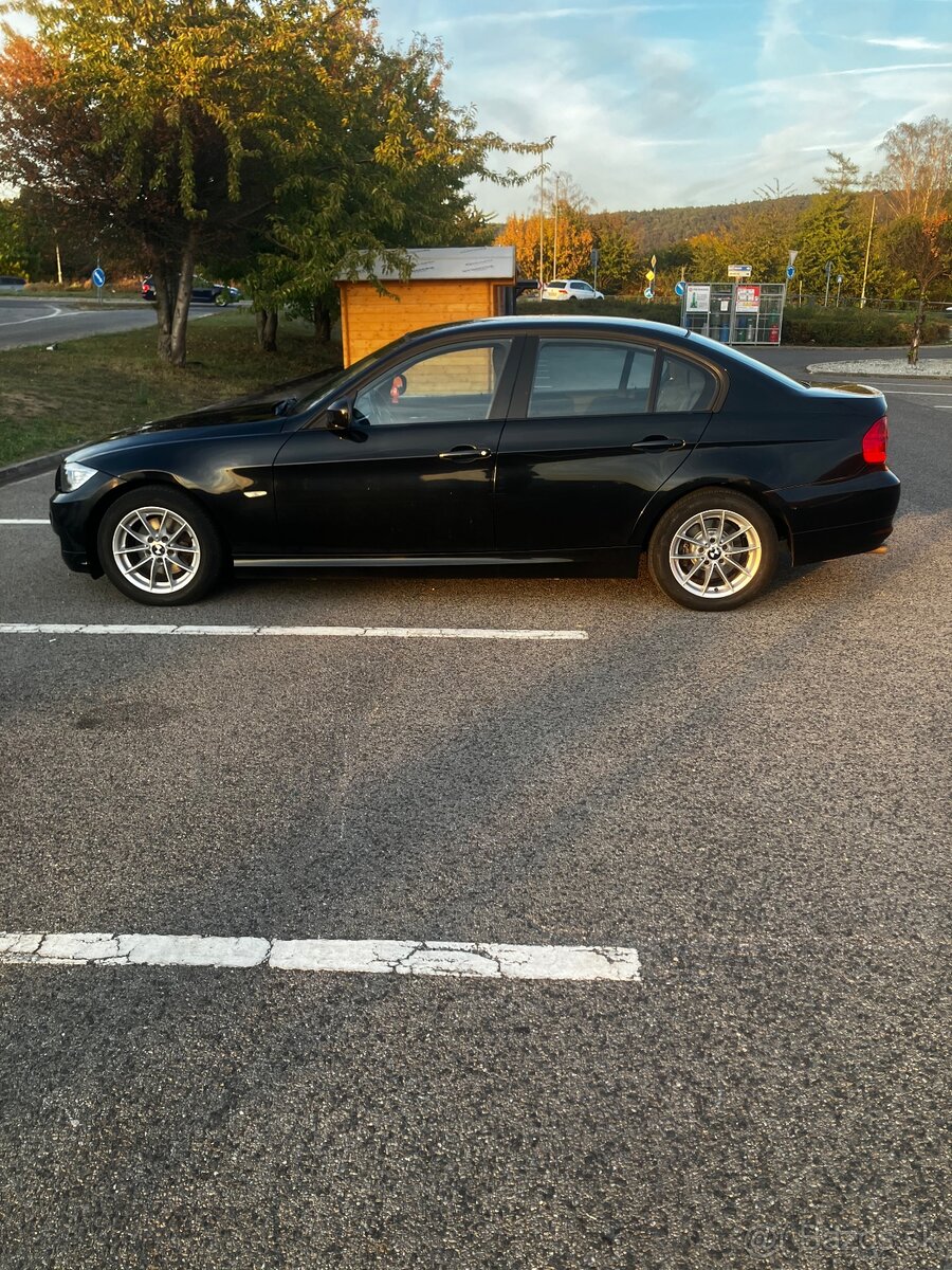 BMW 318i - 2