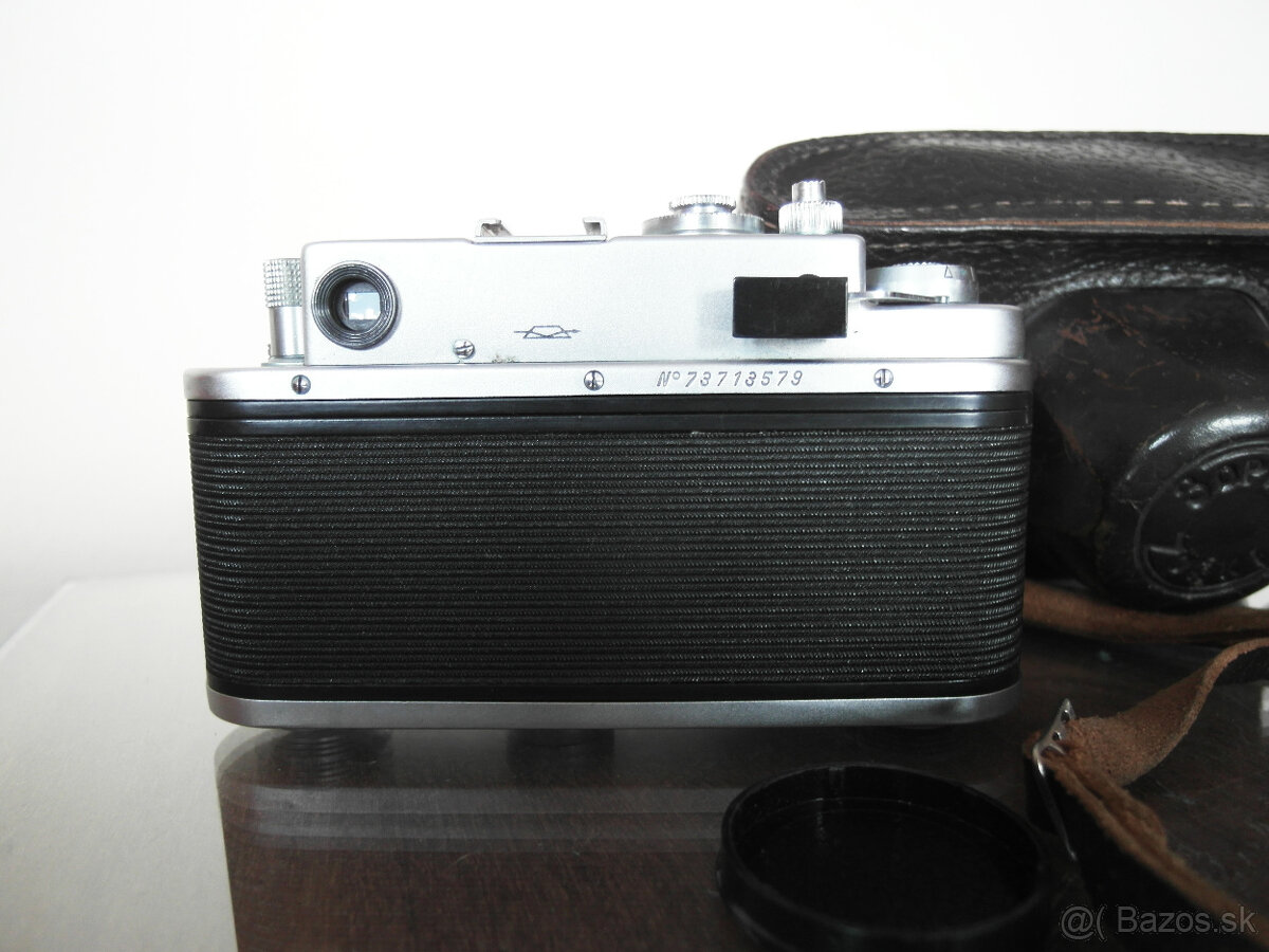 Starý fotoaparát Zorki 4K - 2