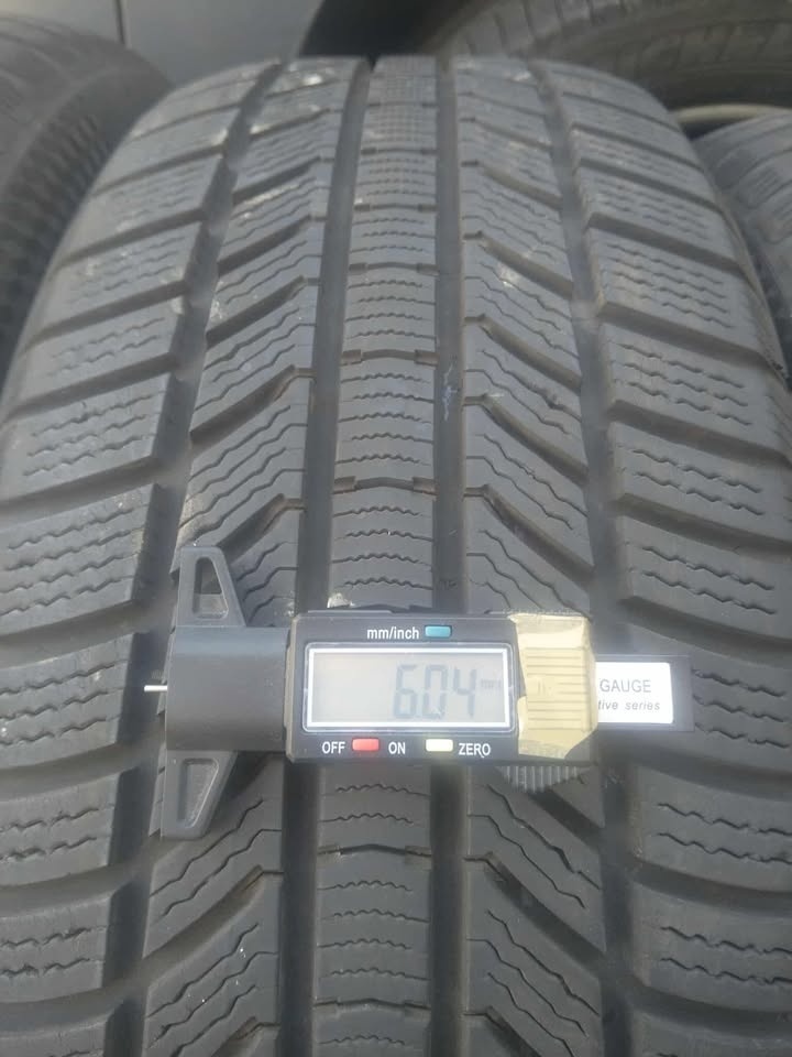 235/55 R 19 zimné CONTINENTAL. - 2