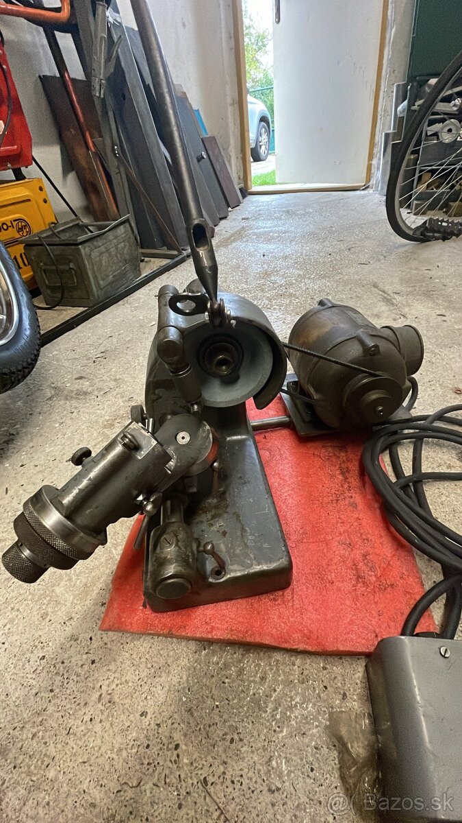 Brúska Deckel S0N - 2