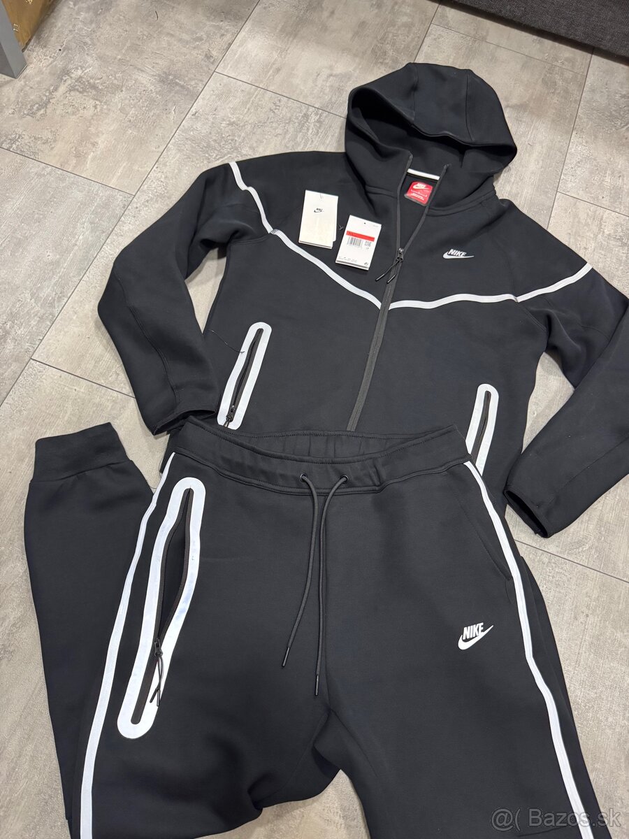 Nike Tech Fleece reflexný set,Veľkosť L - 2