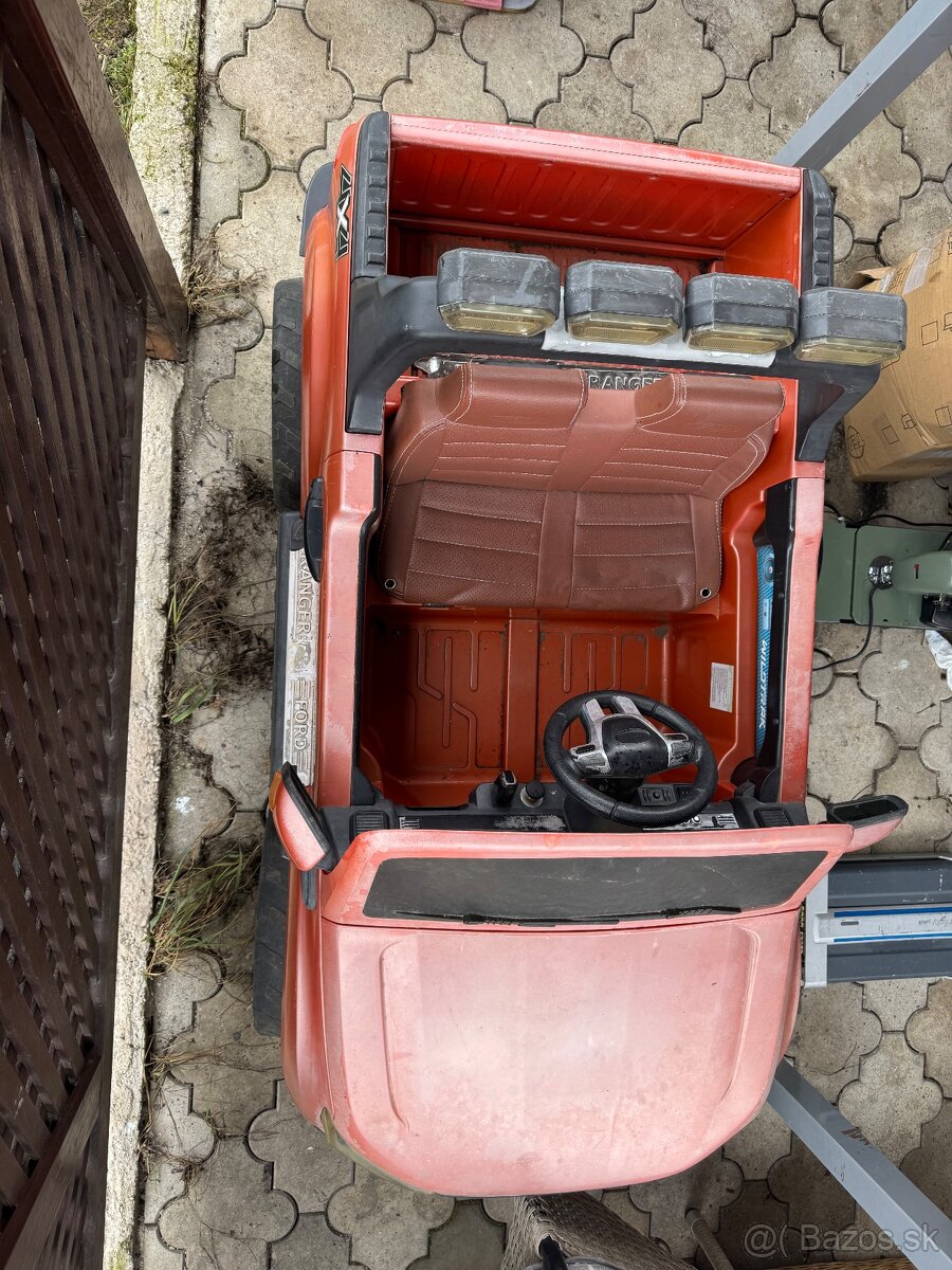 Veľké terénne elektro auto (4x4) - 2