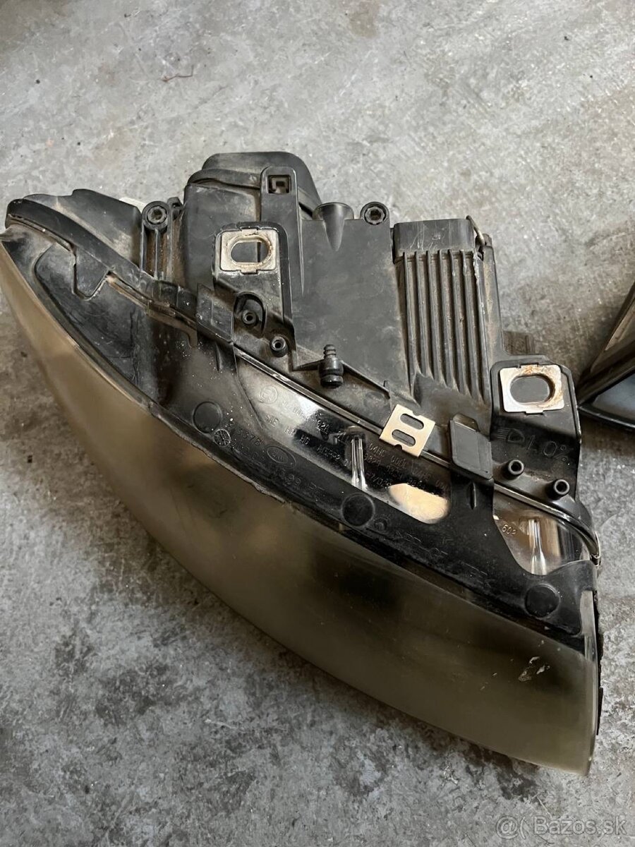 Predné svetla Audi A4 B6 cabrio - 2