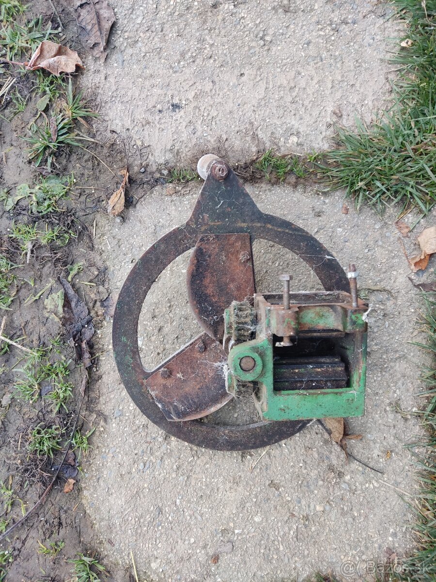 Šečkareň, rezačka na pŕhľavu - 2