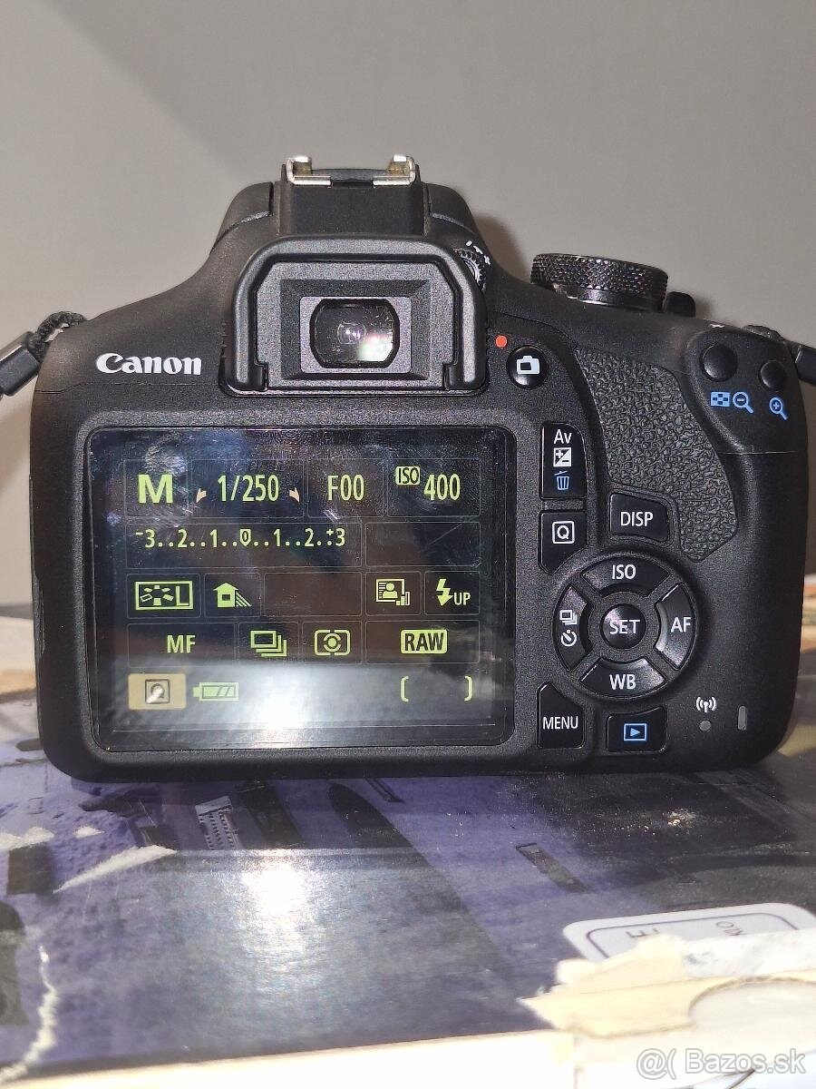 Canon EOS 2000d + objektív 18-55mm + statív - 2