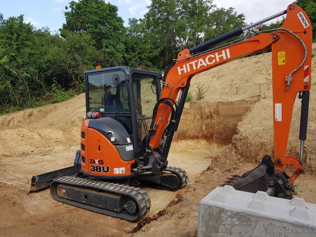 Minibager Hitachi ZX 38U-5A - 2