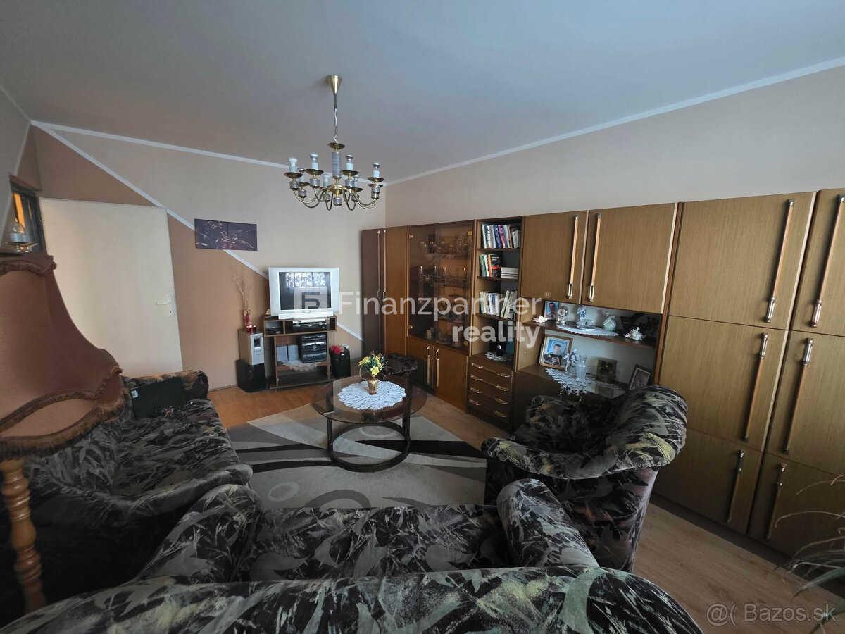 F004-113KRTAE 3 izbový byt Šahy - 2